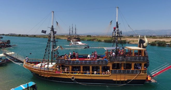 Çolaklı Pirate Boat Trip – Mediterranean Coastal Adventure & Foam Party