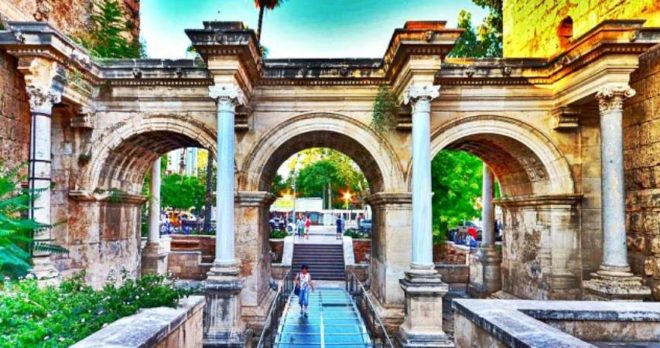 Wycieczka do Wodospadów Antalya – Zwiedzaj Wodospady Karpuzkaldıran, Kursunlu i Düden